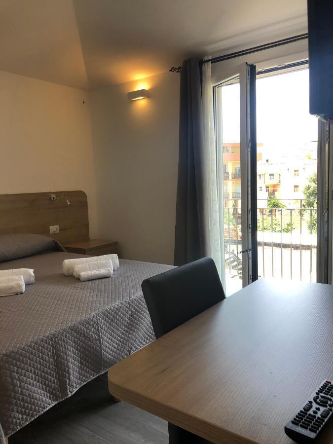 Affittacamere Su Caboni Tortolì Exteriör bild