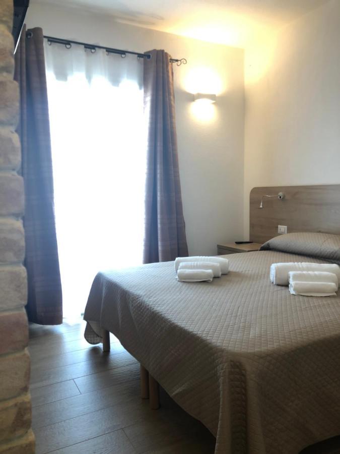 Affittacamere Su Caboni Tortolì Exteriör bild